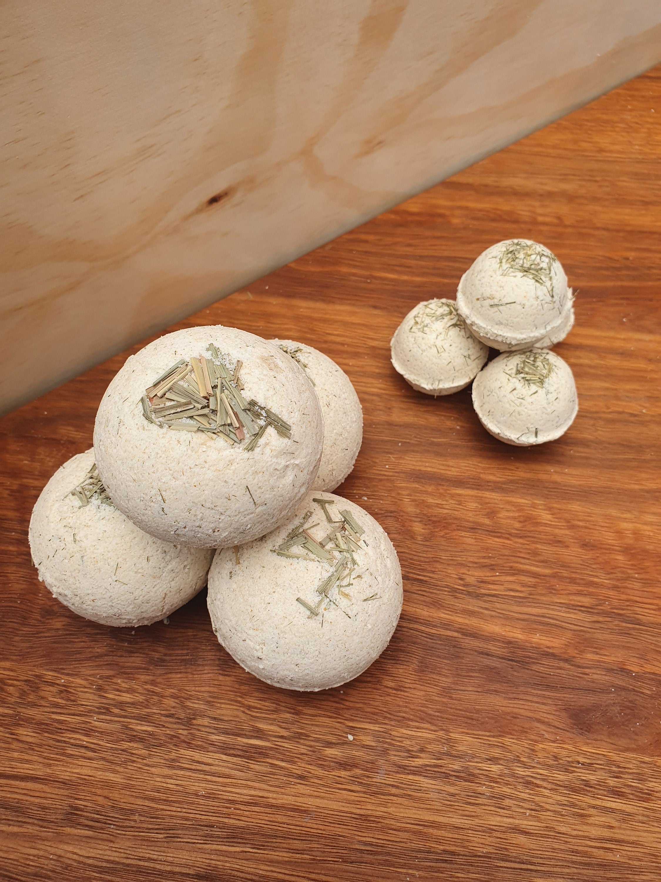 Lemongrass and Ginger Natural Bath Bomb