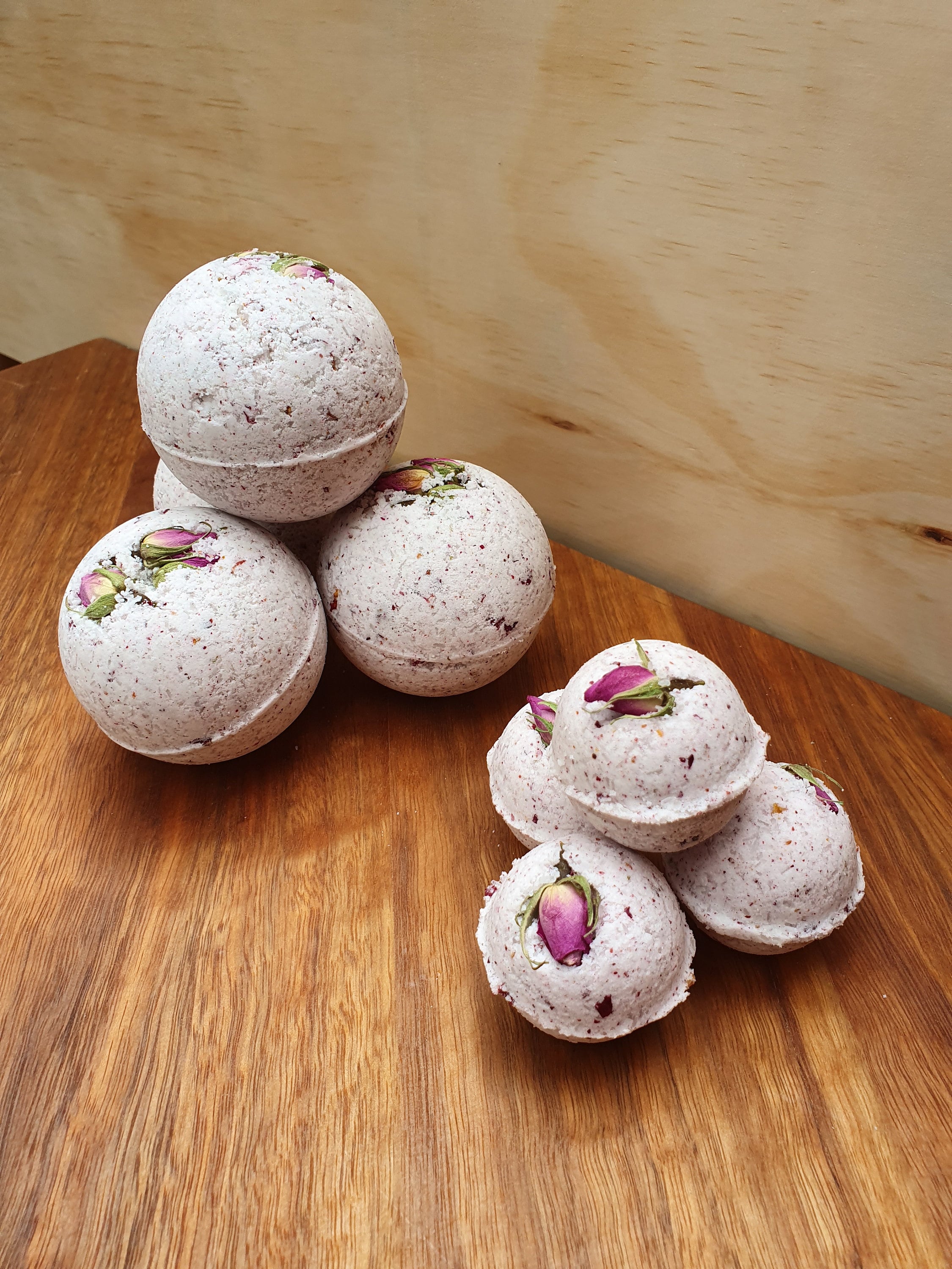 Rose Natural Bath Bomb