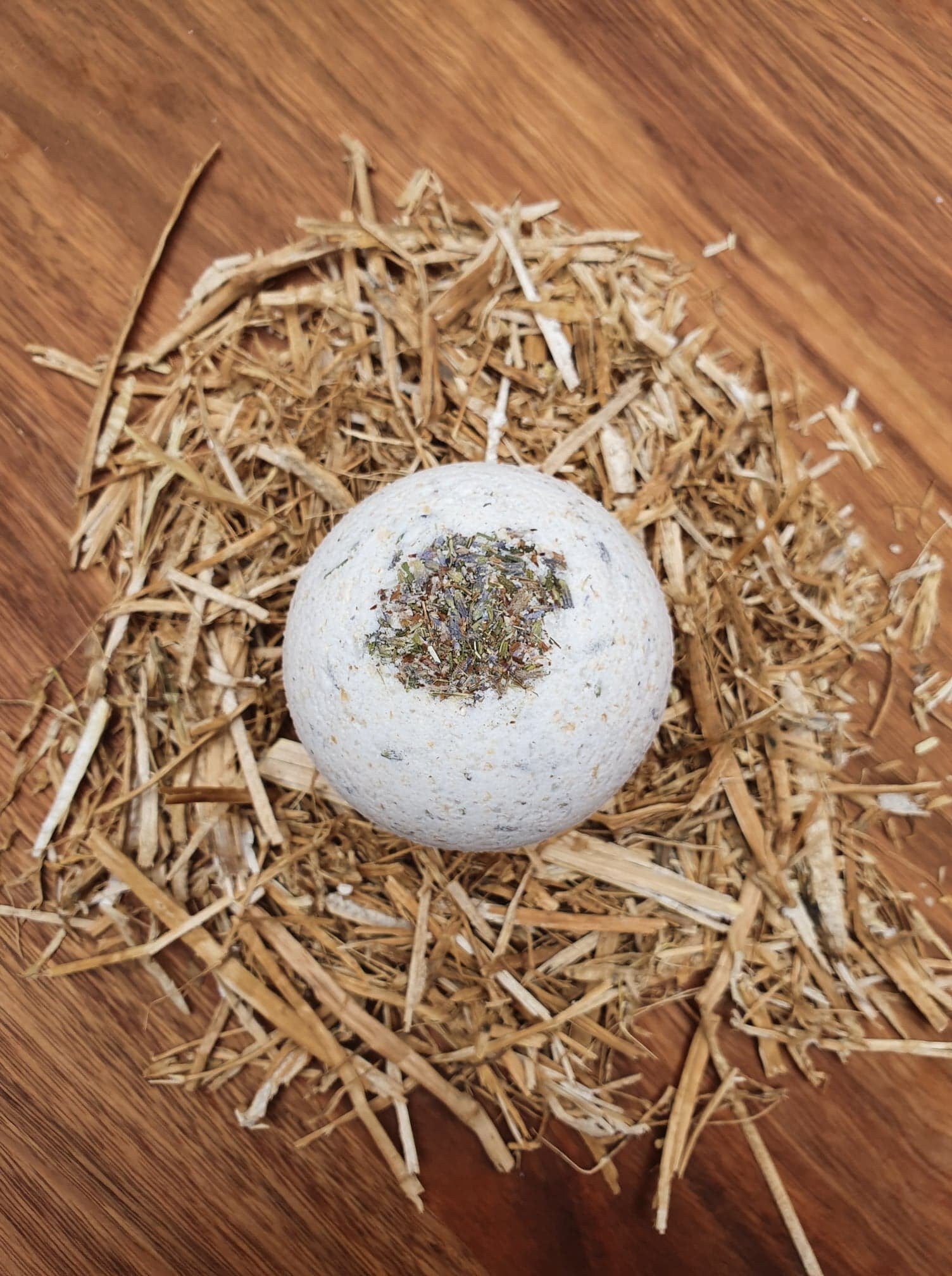 Lavender and Oat Natural Bath Bomb