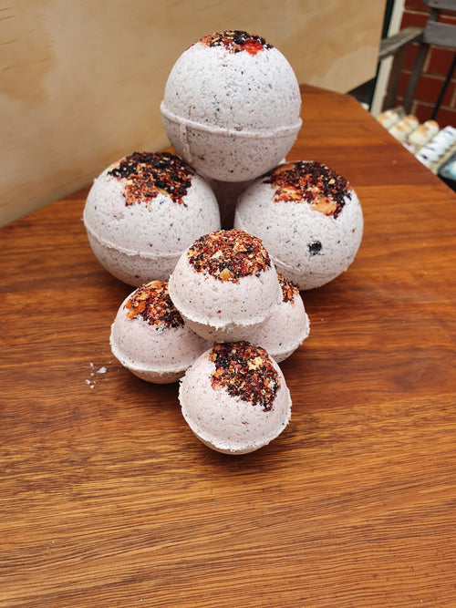Berry Natural Bath Bomb