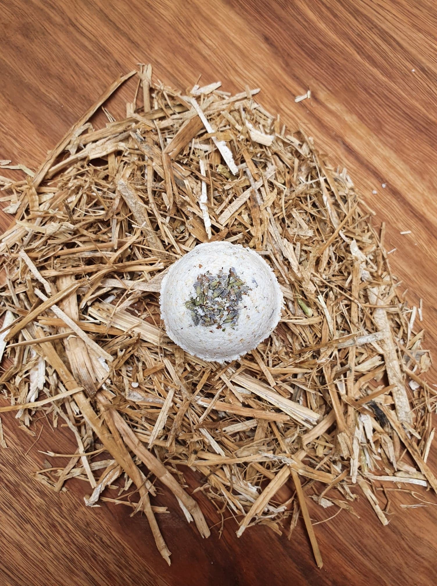Lavender and Oat Natural Bath Bomb