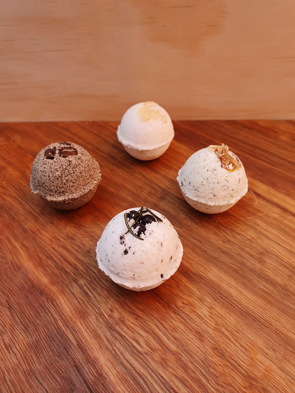 Mixed Natural Small Cocktail Bath Bomb Gift Set