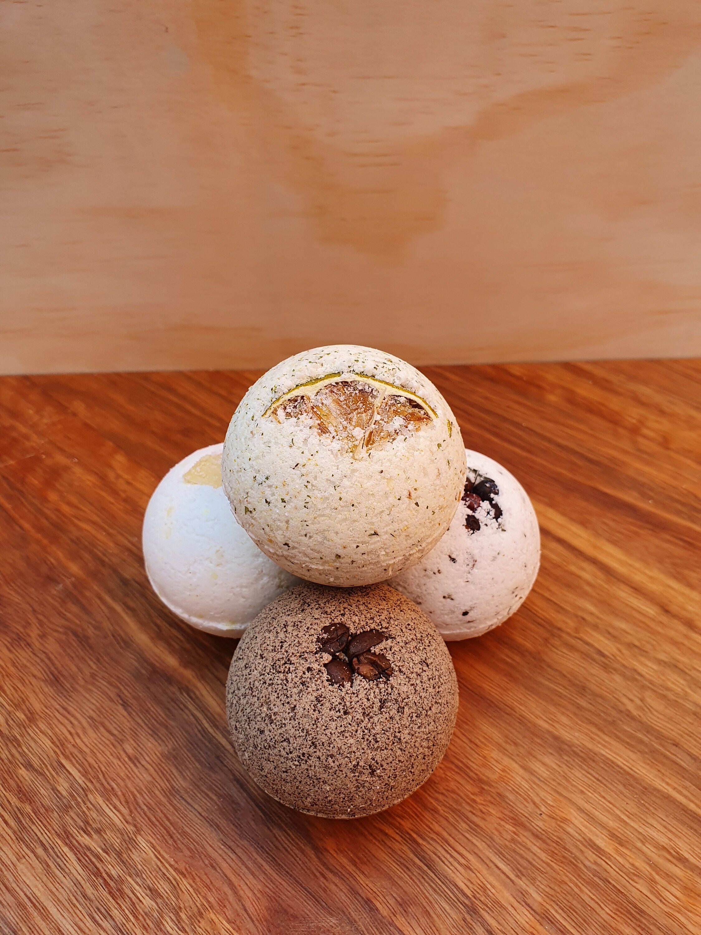 Mixed Natural Large Cocktail Bath Bomb Gift Set