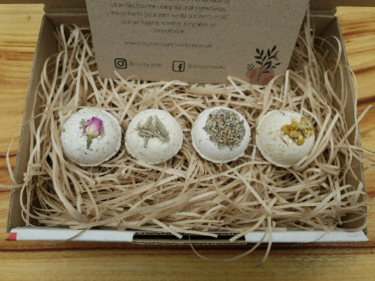 Mixed Natural Small Bath Bomb Gift Set