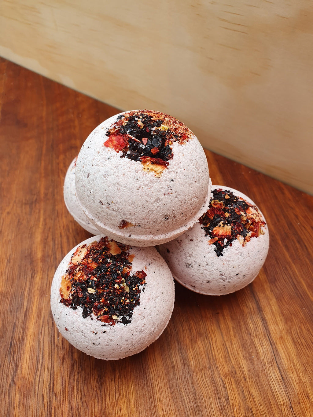 Berry Natural Bath Bomb